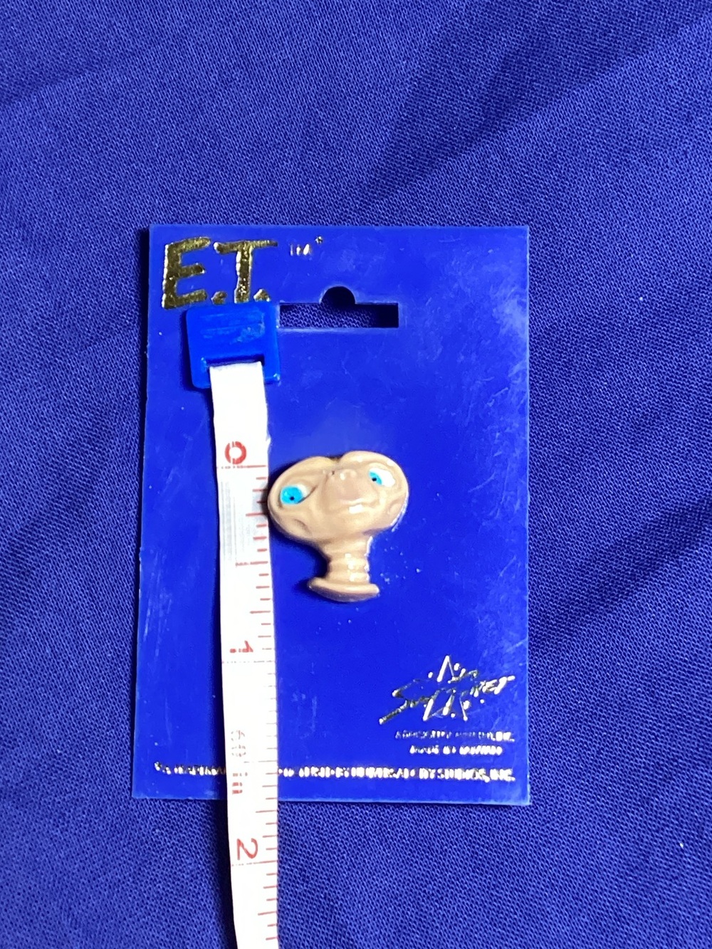 E.T. Vintage Pin - Picture 4 of 5